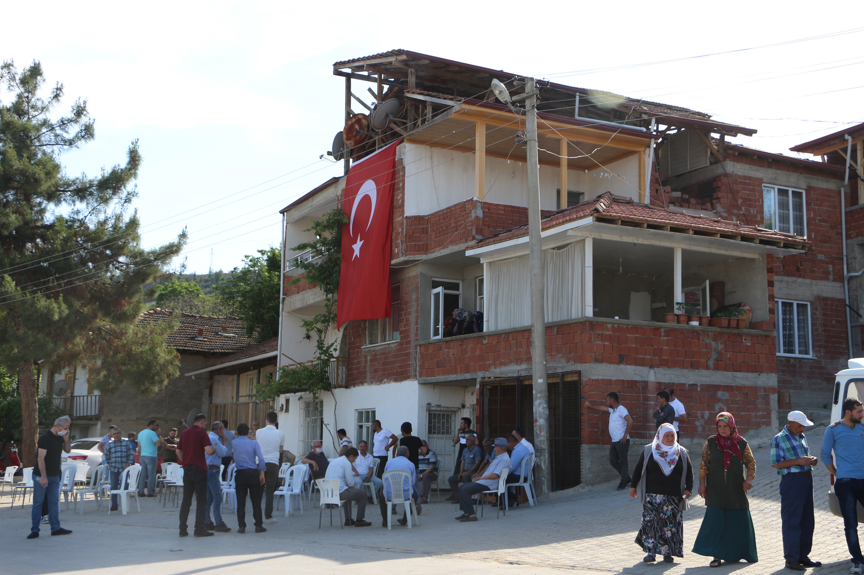 Şahadet haberi memleketi Tokat'ın Erbaa ilçesindeki yakınlarına ulaştı.