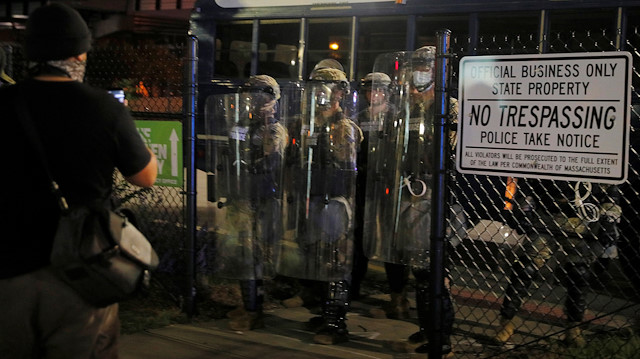 Minneapolis'teki polis teşkilatı tasfiye ediliyor.