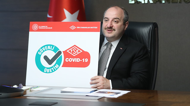 Sanayi ve Teknoloji Bakanı Mustafa Varank “Kovid-19 Güvenli Üretim Belgesi”ni tanıttı.
