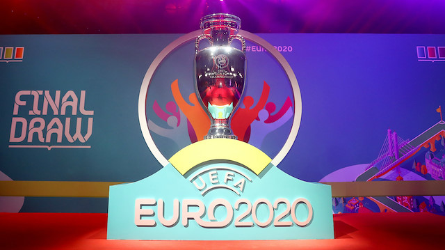 Koronavirüs nedeniyle EURO 2020, 2021 yılına ertelenmişti.