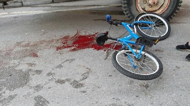 Düşme sonucu bisikletin direksiyon demiri karnına saplanan çocuk hayatını kaybetti.