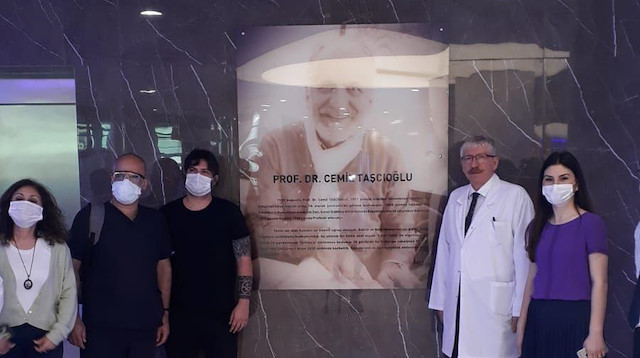 Prof. Cemil Taşcıoğlu’nun oğlu Onur Taşcıoğlu babasının ismi verilen hastaneyi ziyaret etti.