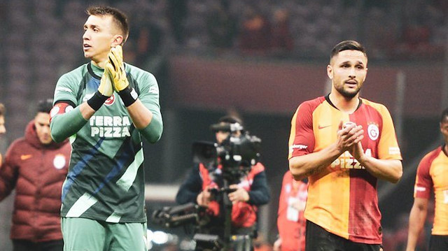 İki futbolcu, Rizespor maçında ciddi şekilde sakatlanmıştı.