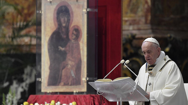 Katoliklerin ruhani lideri Papa Francis.