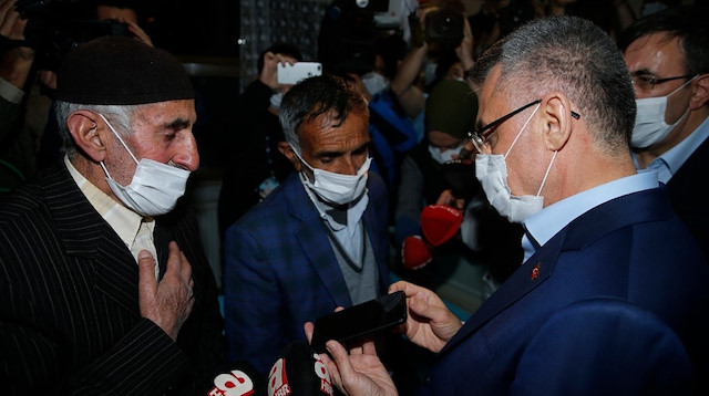 Cumhurbaşkanı Erdoğan, depremde şehit olan güvenlik korucusunun ailesine başsağlığı diledi.