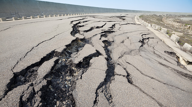 Doğu Akdeniz için 6 ve büyüklüğünde deprem uyarısı yapıldı.