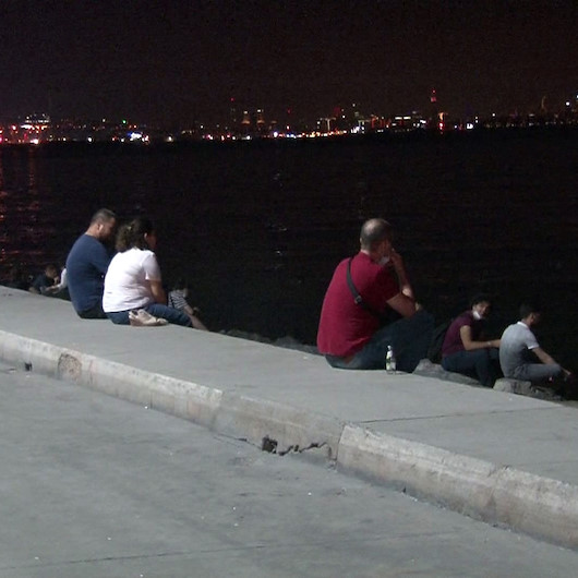 Maskeyi takan sahile akın etti
