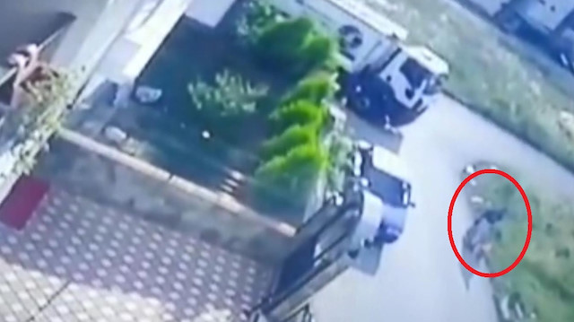 Çöp kamyonu anne kızı böyle ezdi