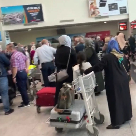 Kayseri havaalanında hasta eden görüntü