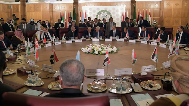 Libya hükümeti Arap Birliği'ne resti çekti, toplantıya katılmayacak.