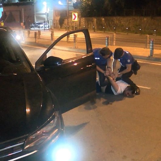 Polisin dur ihtarına uymayarak kaçan sürücü kıskıvrak yakalndı