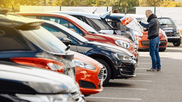 Emsal karar: 'Hasarsız' dediği otomobilde hasar kaydı çıkan galerici tazminat ödedi