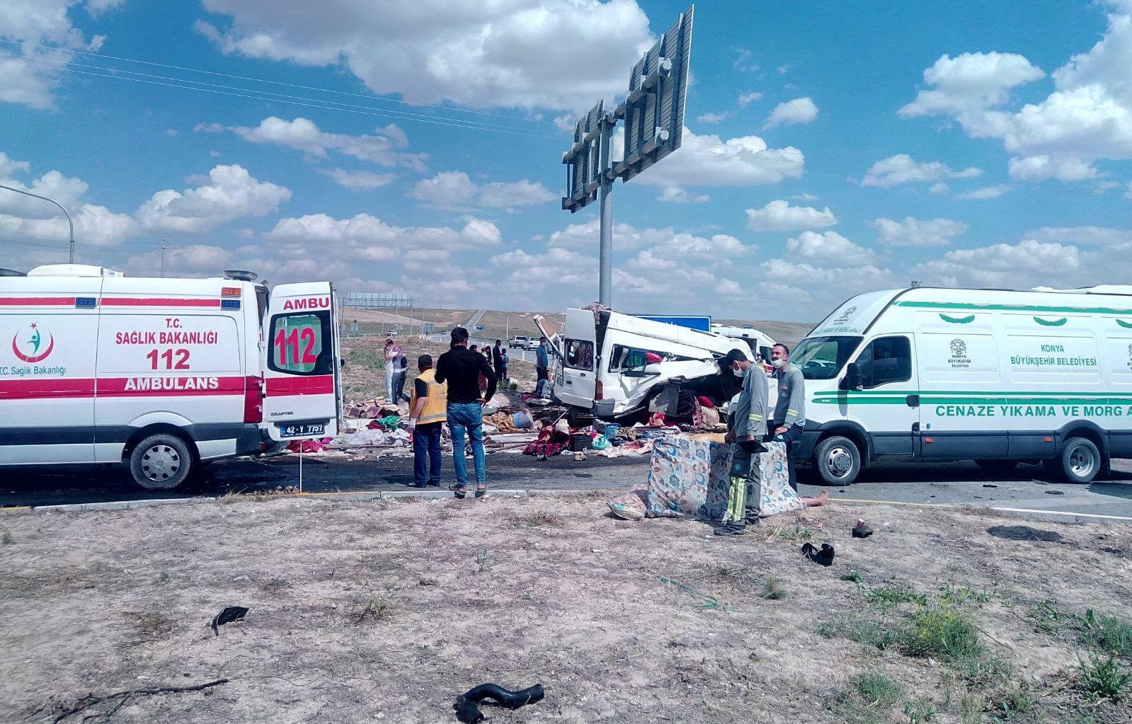 konya haberleri yunak ilcesinde trafik