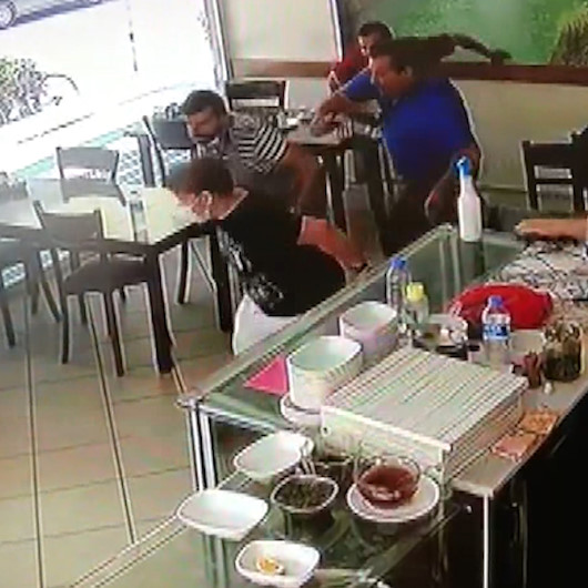 Manisa depremine lokantada yakalandılar