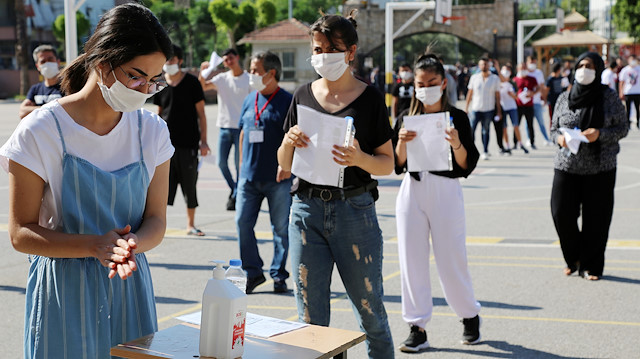 Turkey imposes curfew for university entrance exams