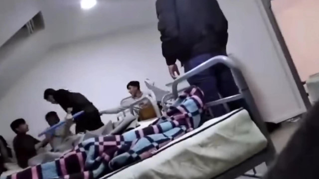 Sırp güvenlik güçlerinin mültecilere uyguladığı şiddet kameraya yansıdı