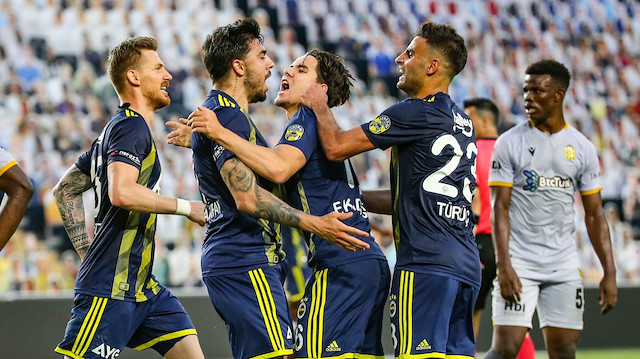 Fenerbahçe, Ozan Tufan'ın attığı son dakika golüyle galip geldi.