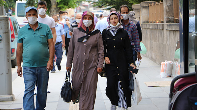 Tokat'ta daha önce İl Hıfzıssıhha Kurulu kararıyla maske kullanımı zorunlu hale getirilmişti.  