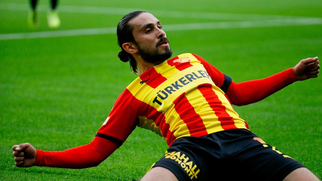 Halil Akbunar bu sezon 31 karşılaşmada 6 gol ve 2 asistle oynadı.