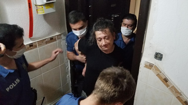 Kocasının döverek eve kilitlediği kadını polis ekipleri kurtardı