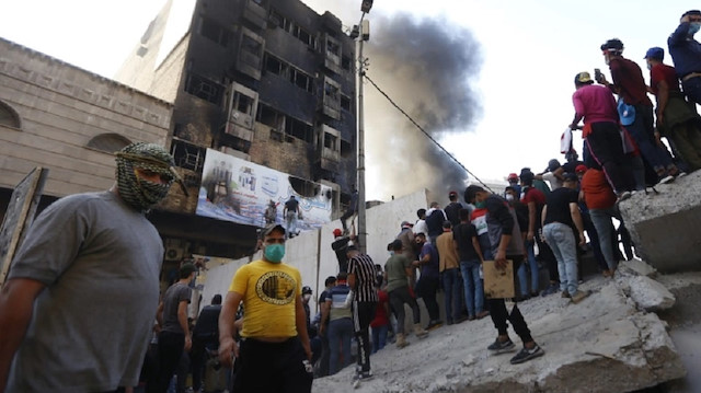 العراق.. انفجار قنبلة بساحة للاحتجاجات في ذي قار
