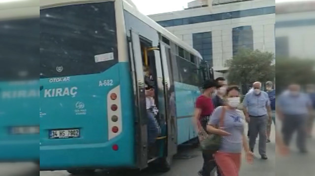 28 kişilik otobüste 40 yolcu taşıyan şoför uygulamadan kaçtı