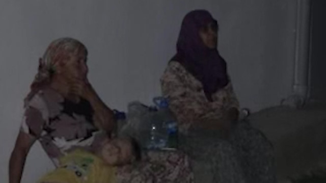 Çanakkale Kumköylüler evleri için sabaha kadar nöbet tuttu