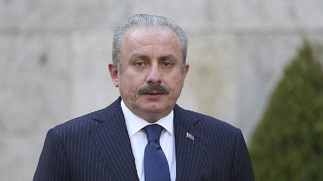 رئيس البرلمان الألباني يهنئ نظيره التركي بإعادة انتخابه