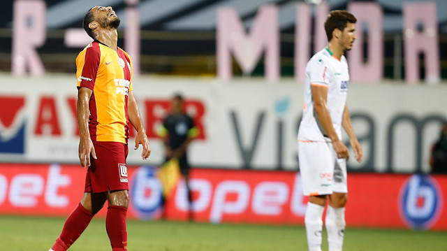 Galatasaray, Alanyaspor karşısında yakaladığı fırsatları değerlendiremedi.