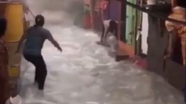 Hindistan'da sel felaketi