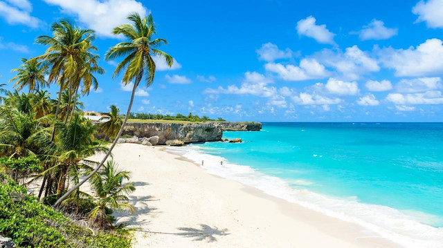 Barbados'ta evden çalışan turistlere bir yıllık oturum izni.