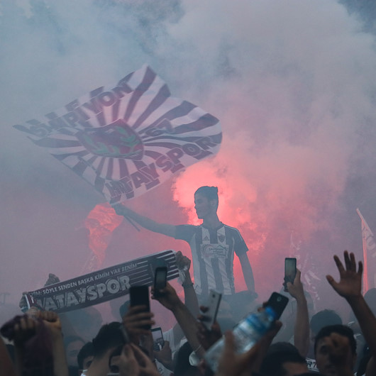 Hatayspor Süper Lige çıktı, Hataylılar sokağa döküldü