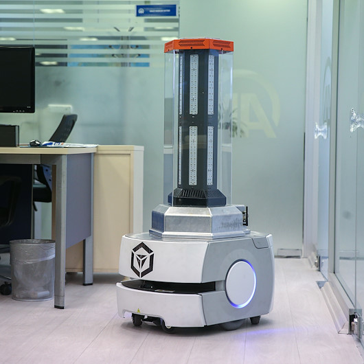 Milli robot RoboCare, koronavirüsle mücadele eden ülkelere nefes oluyor