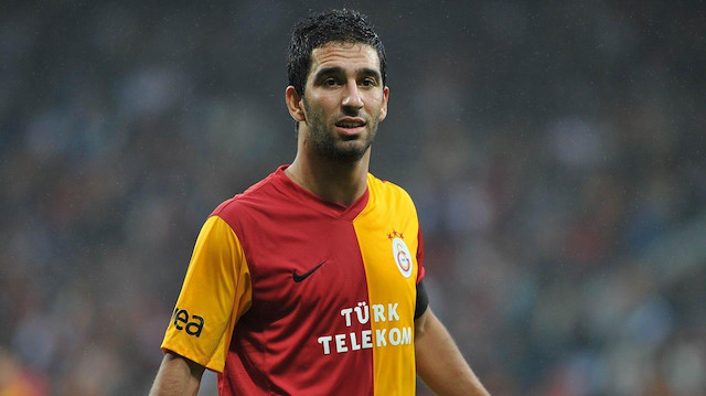 Arda Turan Galatasaray altyapısından yetişmişti.