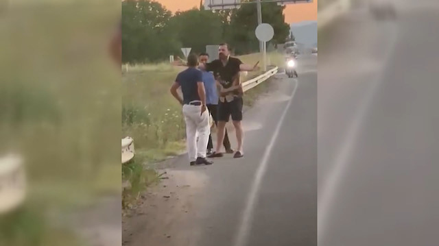 Trafikte bıçaklı kavgaya Hakan Bayrakçı müdahale etti