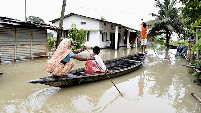 Heavy rains cause flooding in Assam

