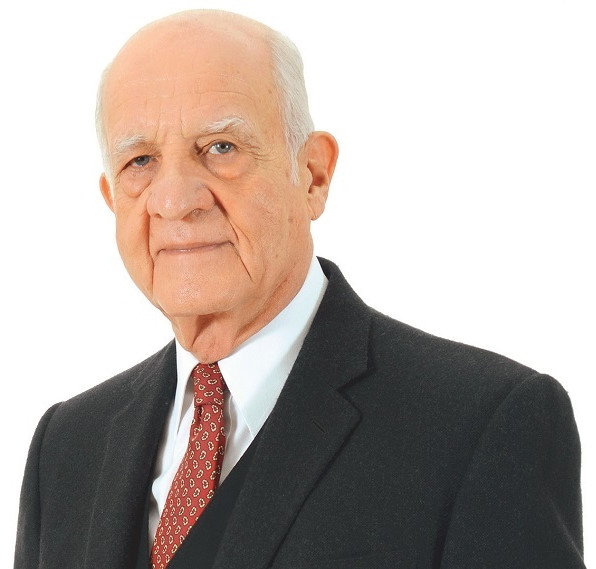 İnan Kıraç