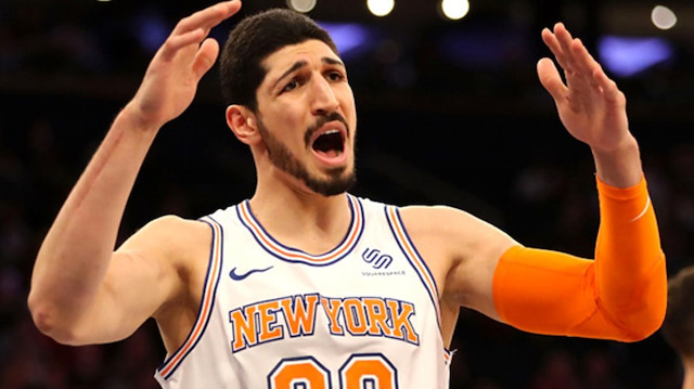 Enes Kanter NBA'de forma giyiyor.