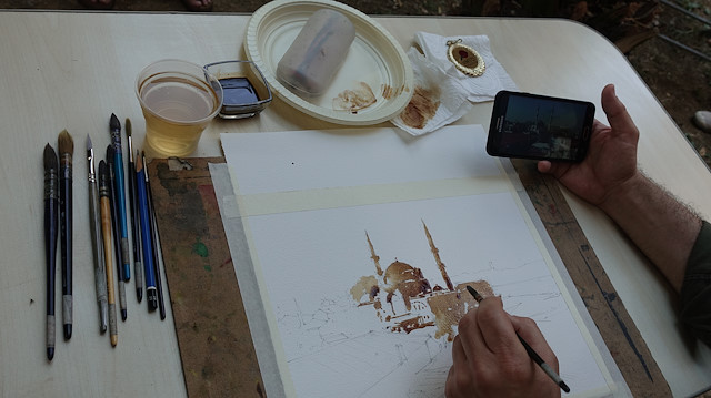 إسطنبول: ورشة لفن الرسم بالقهوة