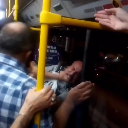 Ankarada otobüste yer vermeme kavgası: İki yolcu birbirine girdi