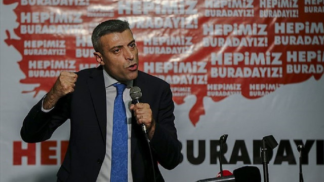Bağımsız Ardahan Milletvekili Öztürk Yılmaz, 'Yenilik Partisi' için ilk adımı attı.