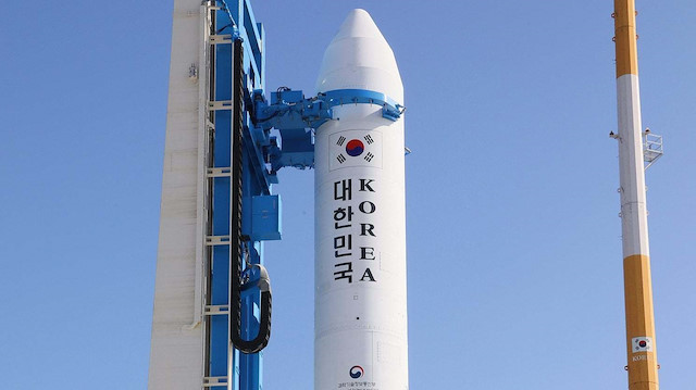 Güney Kore, Ay'ın yörüngesine roket fırlatacak.