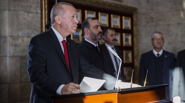 Yüksek Askeri Şura toplantısı öncesi Cumhurbaşkanı Erdoğan'dan Anıtkabir'e ziyaret. 