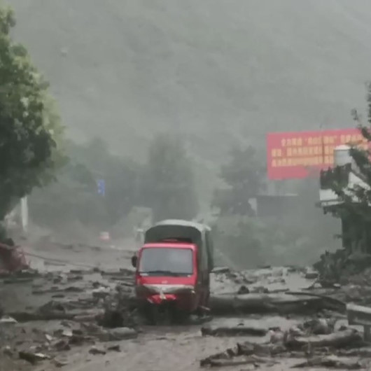 Çin’de toprak kayması