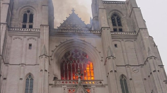 Nantes Katedrali'nden bir ay önce yangın çıkmıştı. 