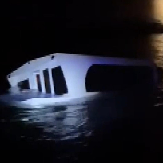 Heybeliada açıklarında deniz taksi alabora oldu: Teknede bulunan 27 kişi kurtarıldı