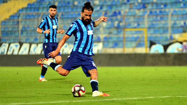 Erkan Zengin, Bursaspor maçında takımını 1-0 öne geçiren golü atmıştı.