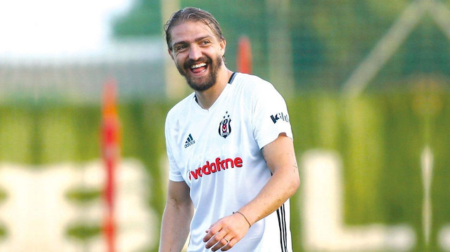 Caner Erkin bu sezon 37 maçta 4 gol ve 13 asistle oynadı.