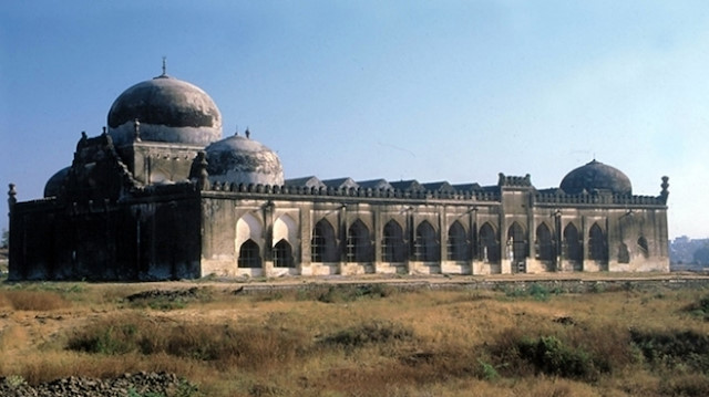 Babri Camii, Günay Asya'nın Ayasofya'sı olarak biliniyor. 