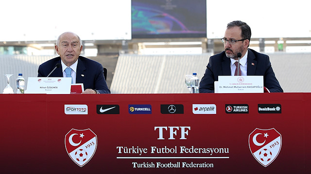 Gençlik ve Spor Bakanı Dr. Mehmet Muharrem Kasapoğlu ve TFF Başkanı Nihat Özdemir 